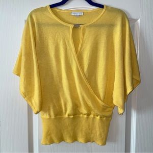 NEW YORK & COMPANY DOLMAN Yellow Top Size Small